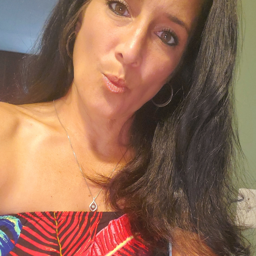 Meet your Posher, Michele